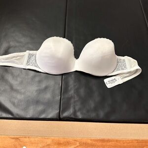 Lilly of France strapless bra